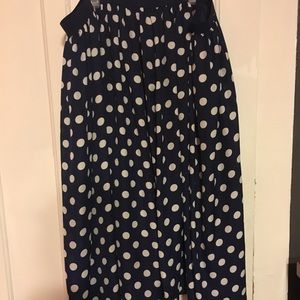 Elastic waist polka dot skirt